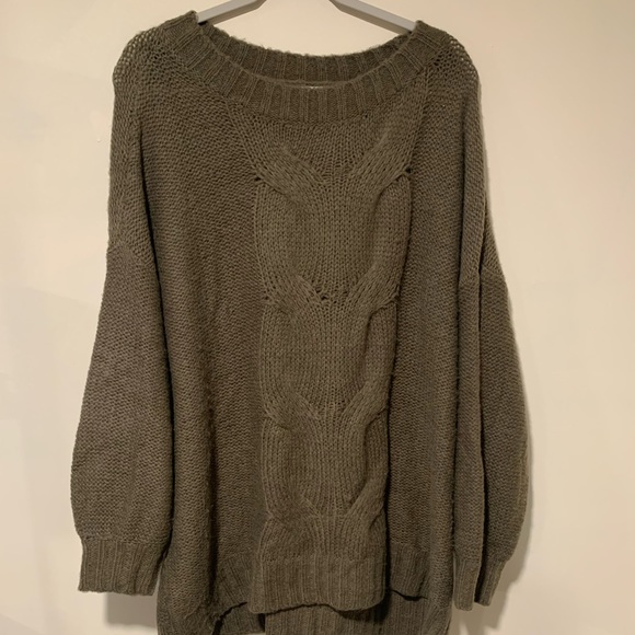 aerie Sweaters - XL Aerie Cable Knit Sweater - Olive